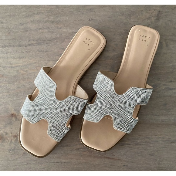 a new day Shoes - **FINAL PRICE**  Women’s ’a new day’ sandals